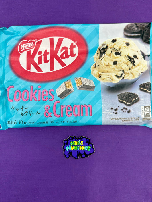 Kit Kat Cookies and Cream Mini Bars - Muela Munchies